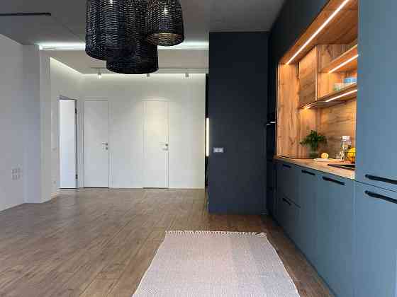 2-3 кімнатна з ремонтом в новому ЖК. метро Сирець, Нивки 20 хвилин Київ