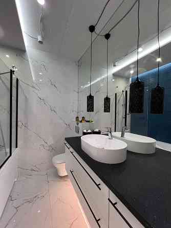 2-3 кімнатна з ремонтом в новому ЖК. метро Сирець, Нивки 20 хвилин Київ