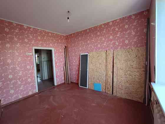 Продам 3 кімнатну Сталінку Соцмісто Металургів Кривой Рог
