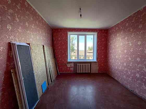 Продам 3 кімнатну Сталінку Соцмісто Металургів Кривой Рог