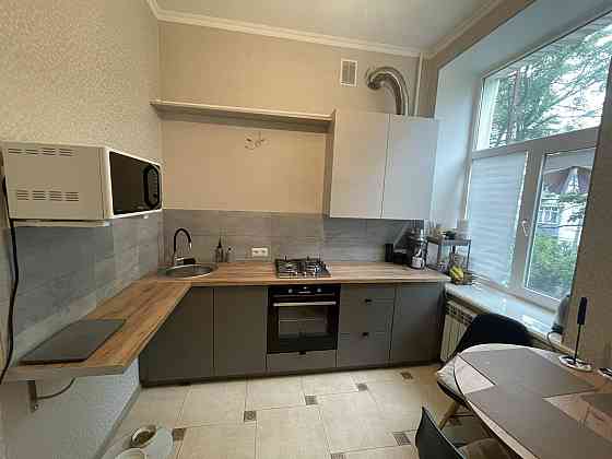 Продам 2-х комнатную квартиру на Садовой. Николаев