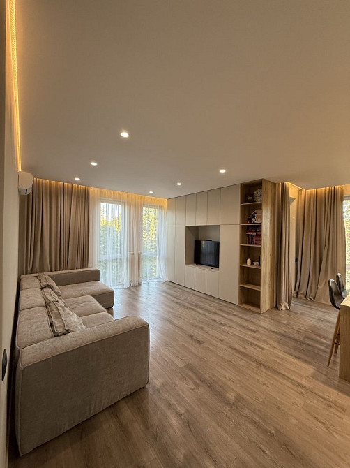 БЕЗ КОМІСІЇ! Продаж квартири 64 м2 з паркомісцем/Проспект Свободи Ужгород - зображення 3