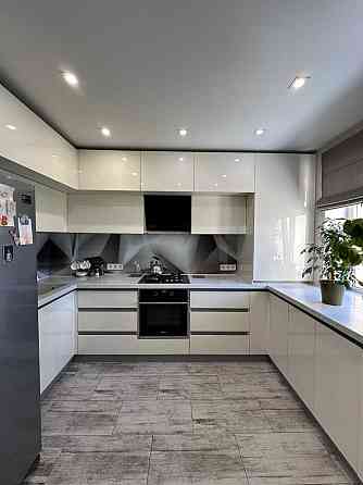 ПРОДАЖ шикарної 4-кімн. з ГАО, ЛІВИЙ БЕРЕГ Кам`янське (Запорізька обл.)