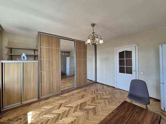 Оренда 1к квартира Мілютенко 3 метро Чернігівська Київ