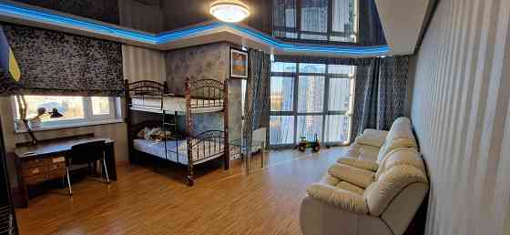 Леся Курбаса, 7 Б. Теплий. 3 парки. Панорама, поверх 19 з 21 Київ