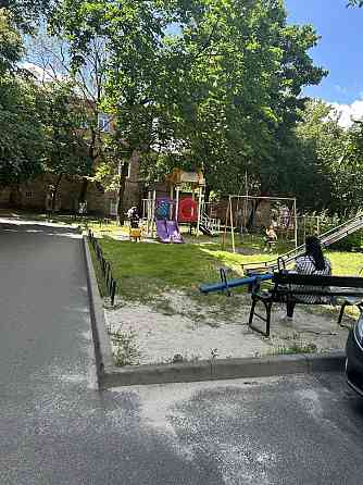 Марʼяненко переулок 9, метро « Кловська», двокімнатна квартира. Київ