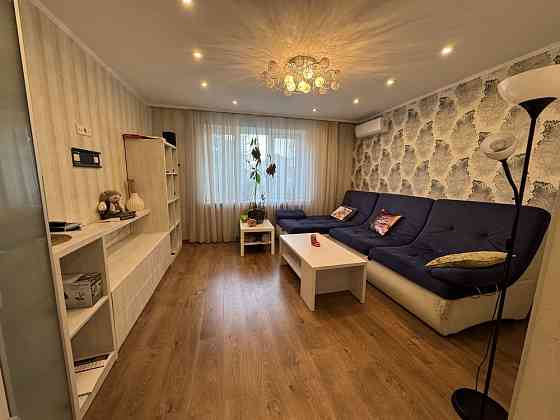 Продам 4 кімнатну квартиру. Вишневе , поруч київ київська обл Вишневое