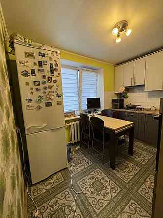 Продам 4 кімнатну квартиру. Вишневе , поруч київ київська обл Вишневое