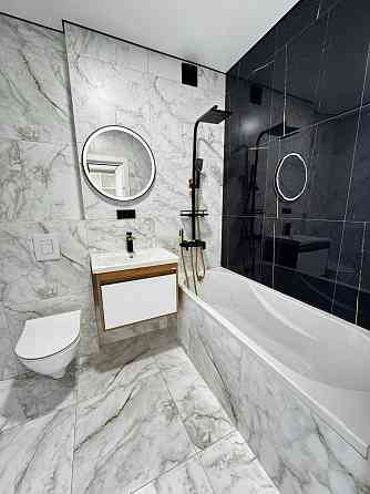 Продаж укомплектоаної квартири в локації парку та озера (Т) Ивано-Франковск