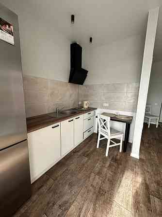 Оренда 1 к 42 кв м  Акварелі 2 Вишневе 5- й поверх З гардеробною Вишневе