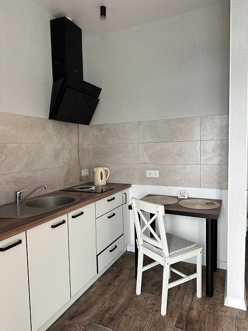 Оренда 1 к 42 кв м  Акварелі 2 Вишневе 5- й поверх З гардеробною Вишневе - зображення 5