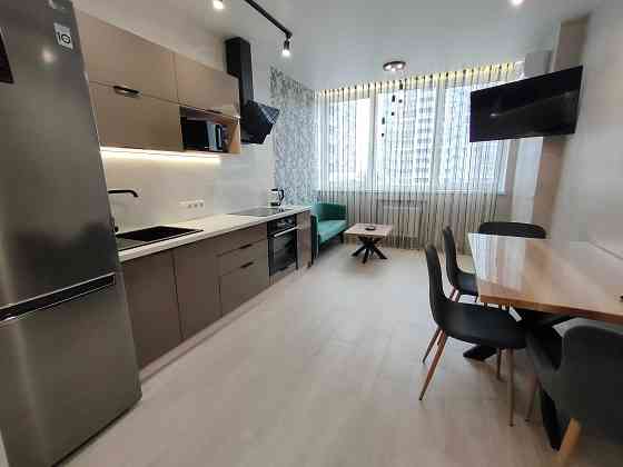 ЖК"Лебединий , Перша Здача, метро Харьківська 2 хв.пішки Киев