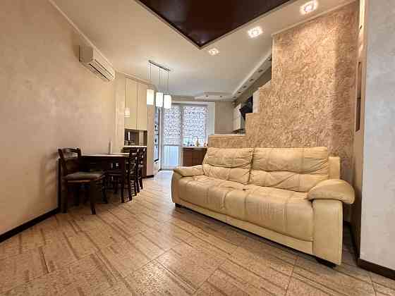 Аренда просторной 4-комнатной квартиры в кирпичном доме на ул. Рабочая Днепр