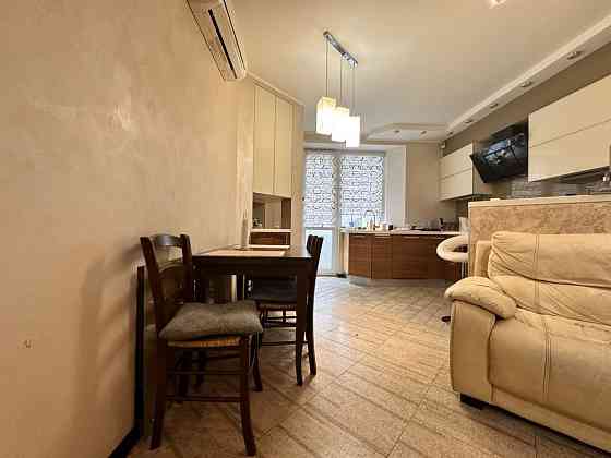 Аренда просторной 4-комнатной квартиры в кирпичном доме на ул. Рабочая Днепр