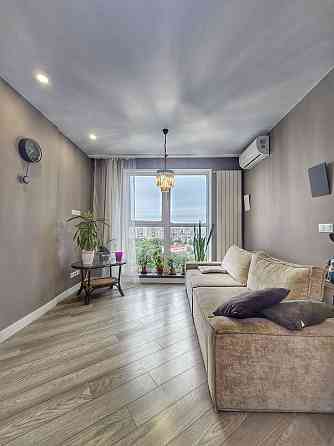 Оренда видової 1-кімнатної Лебединий Киев