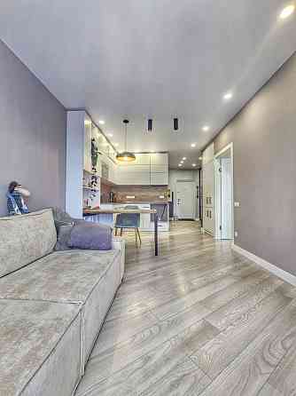 Оренда видової 1-кімнатної Лебединий Киев