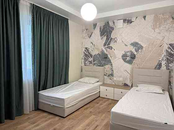 Оренда 3 кімнатної квартири довгостроково Берегове