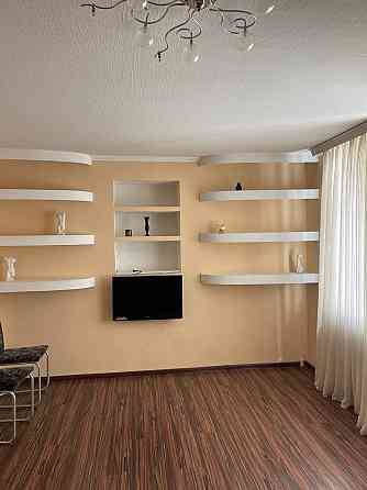 Сдам 3 комнатную квартиру в центре города Днепр