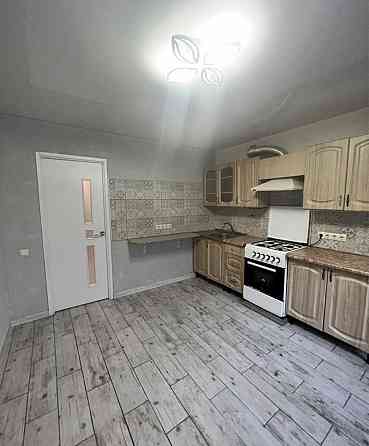 Продаетсья 2к квартира Хмельницкий