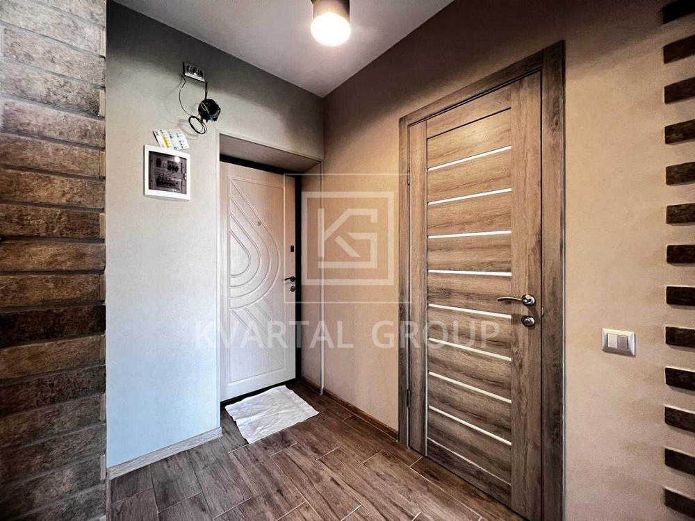 Продаж 1 кімнатної квартири з дизайнерським ремонтом Ирпень - изображение 1