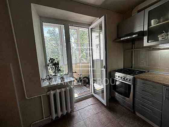 Однокімнатна в будинку для викладачів. Ирпень