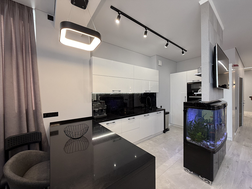 2 комнатная+кухня-студия парк Победы ЖК Армейский Одесса - изображение 2