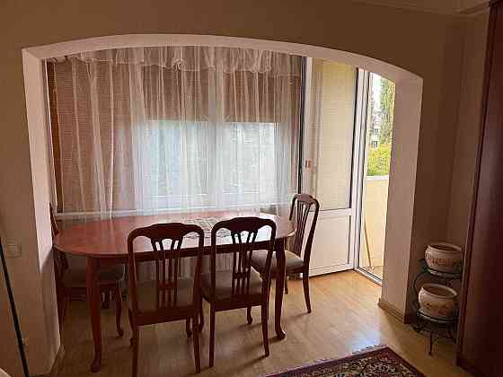 Метро КПІ 4 хв. Здамо 3-х кім. квартиру. Шулявська вул. Тихе місце! Киев