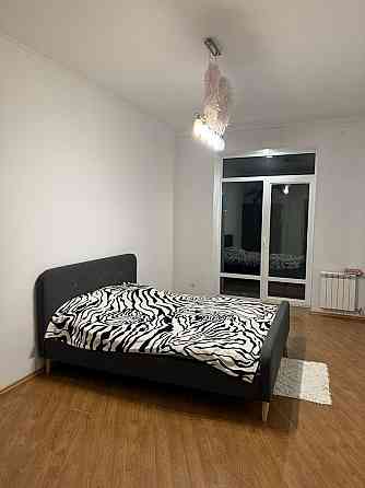 оренда 3к квартири Коновальця Киев