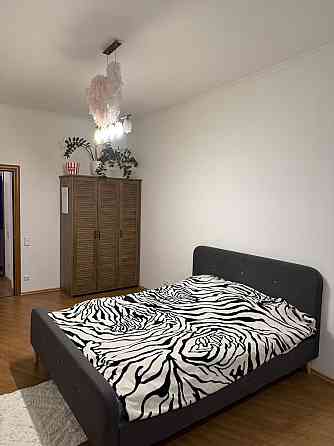 оренда 3к квартири Коновальця Киев