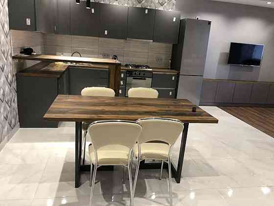 Сдам Большую 2 ком квартиру  в Монолите Черноморск