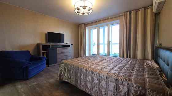 Сдам 2 ком квартиру с новым ремонтом, Солнечный Днепр