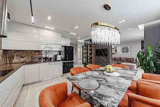 Продаж 3-к квартири ЖК SOHO Residence, вул .Деміївська, 13 Київ