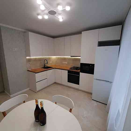 Здам 1-кім квартиру вул. Грушевського ЖК Рідний 2 перша здача поверх 2 Гатное