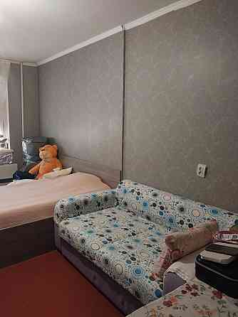 Продається 1 кімнатна, Пухова б 148, 40 м, ЧН , біля Єпіцентру Чернигов