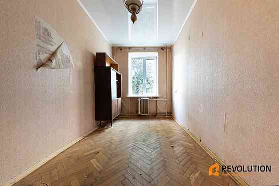 Без%; Дорогожицька 15Б, 3-кім, 57м2, 4 поверх, Дорогожичі 10 хв пішки Київ