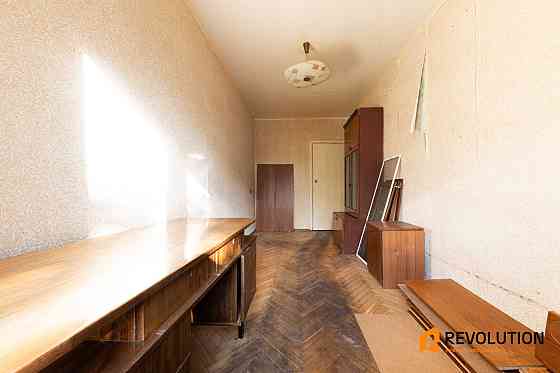 Без%; Дорогожицька 15Б, 3-кім, 57м2, 4 поверх, Дорогожичі 10 хв пішки Київ