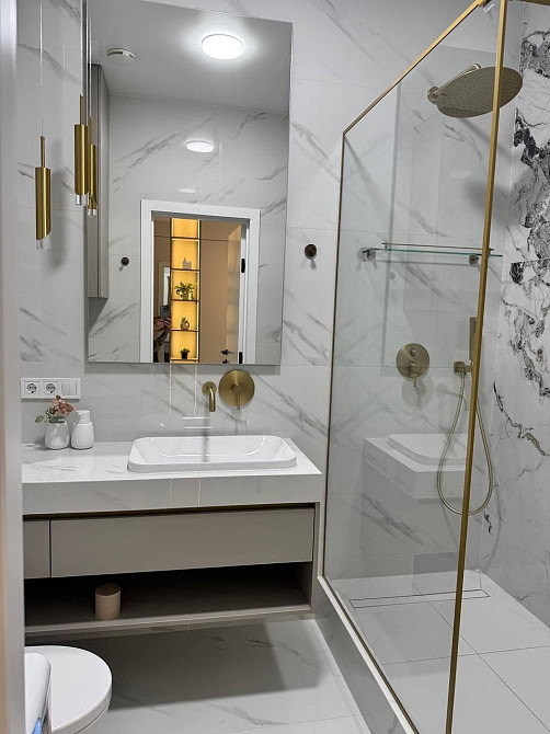 1 комнатная с видом на море с балконом новый ремонт Элегия Парк Одесса - изображение 7