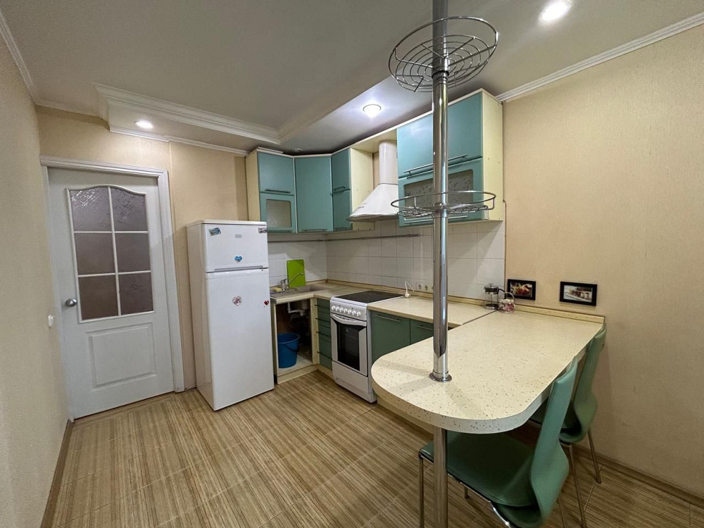 Оренда 1 кім. метро Позняки Григоренко 38 Киев - изображение 6