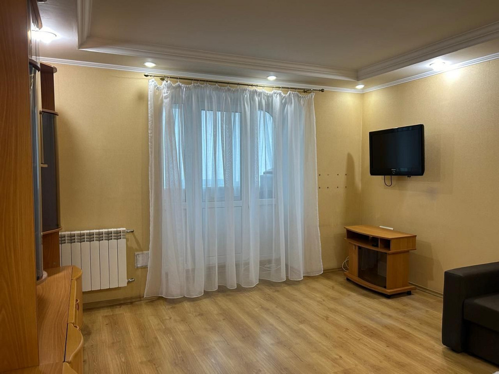 Оренда 1 кім. метро Позняки Григоренко 38 Киев - изображение 4