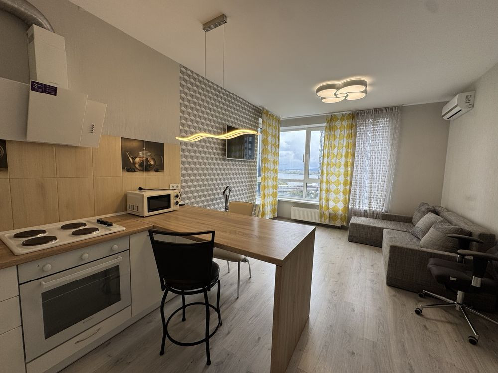 Видова студія в ЖК Зарічний 30м2 Зарічна 3А Киев - изображение 1