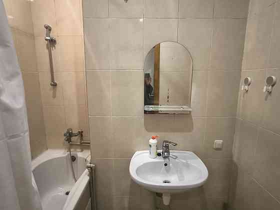 Здам 2 Грушевського автономне опалення Бровары