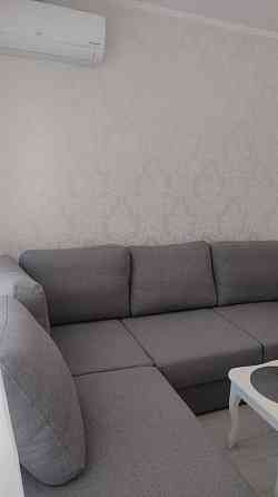 Красива кв-ра, перша здача , 2 санвузла, 10хв. до  Осокорки, генератор Киев