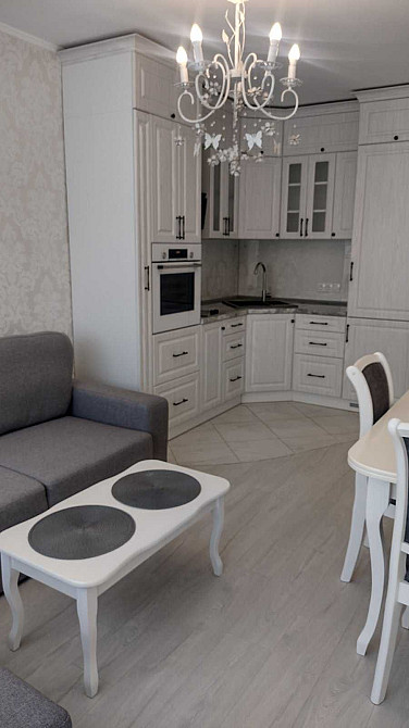 Красива кв-ра, перша здача , 2 санвузла, 10хв. до  Осокорки, генератор Київ - зображення 4