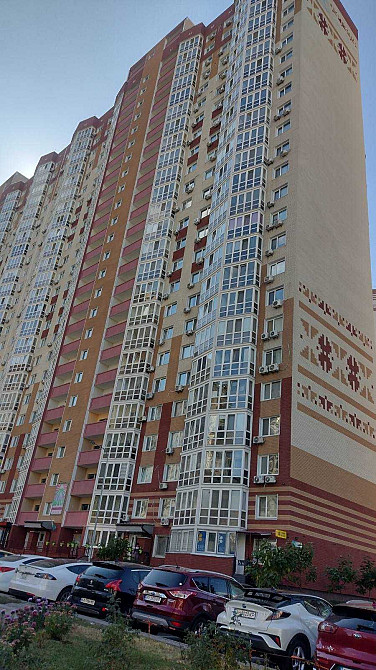 Красива кв-ра, перша здача , 2 санвузла, 10хв. до  Осокорки, генератор Київ - зображення 1