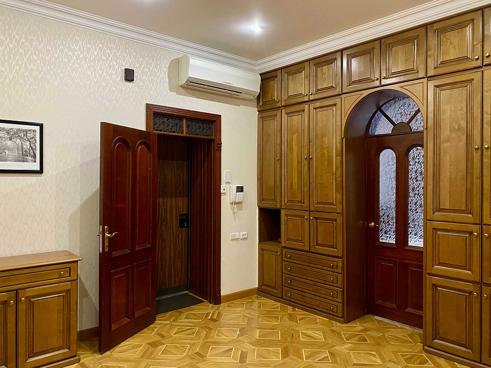 Оренда квартири 130м2 у царському будинку по  вул. Ярославів Вал Киев - изображение 3