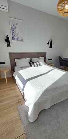 Оренда великої 1 кім ЖК Гармонія 5 хв пішки до метро 23000 без комісії Киев