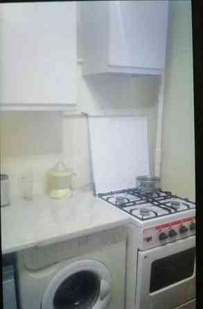 1 комнатная, Бакинская, 37б, метро Дорогожичи пройти 15 мин. Киев