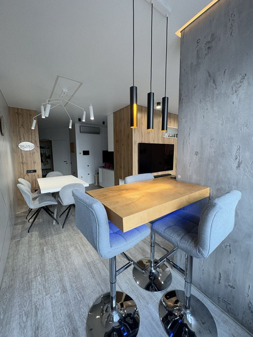 Продаж 2 кімнатної квартири студії з дизаннрським ремонтом в центрі Черкассы - изображение 3