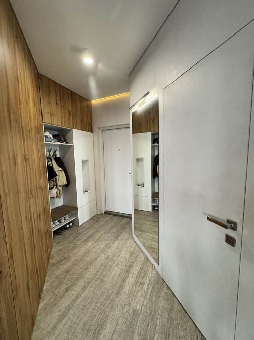 Продаж 2 кімнатної квартири студії з дизаннрським ремонтом в центрі Черкассы - изображение 8