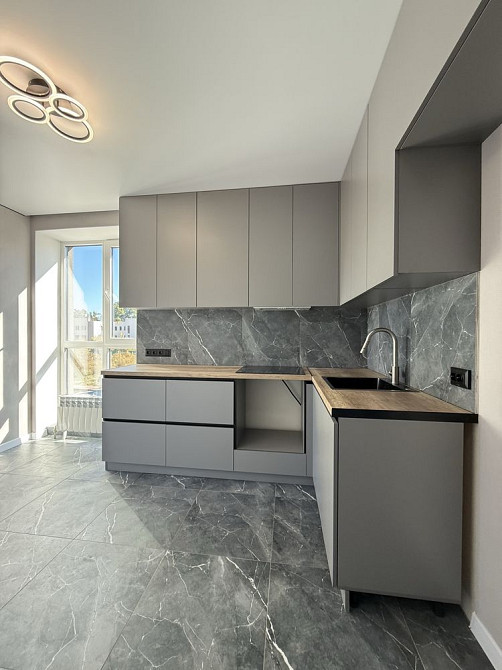 НОВИЙ РЕМОНТ 1к в районі бучанського парку!БЕЗ КОМІСІЇ Буча - зображення 1